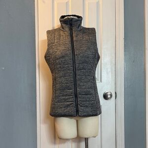Mondetta Women's Charcoal/Black reversible Quilted Vest
